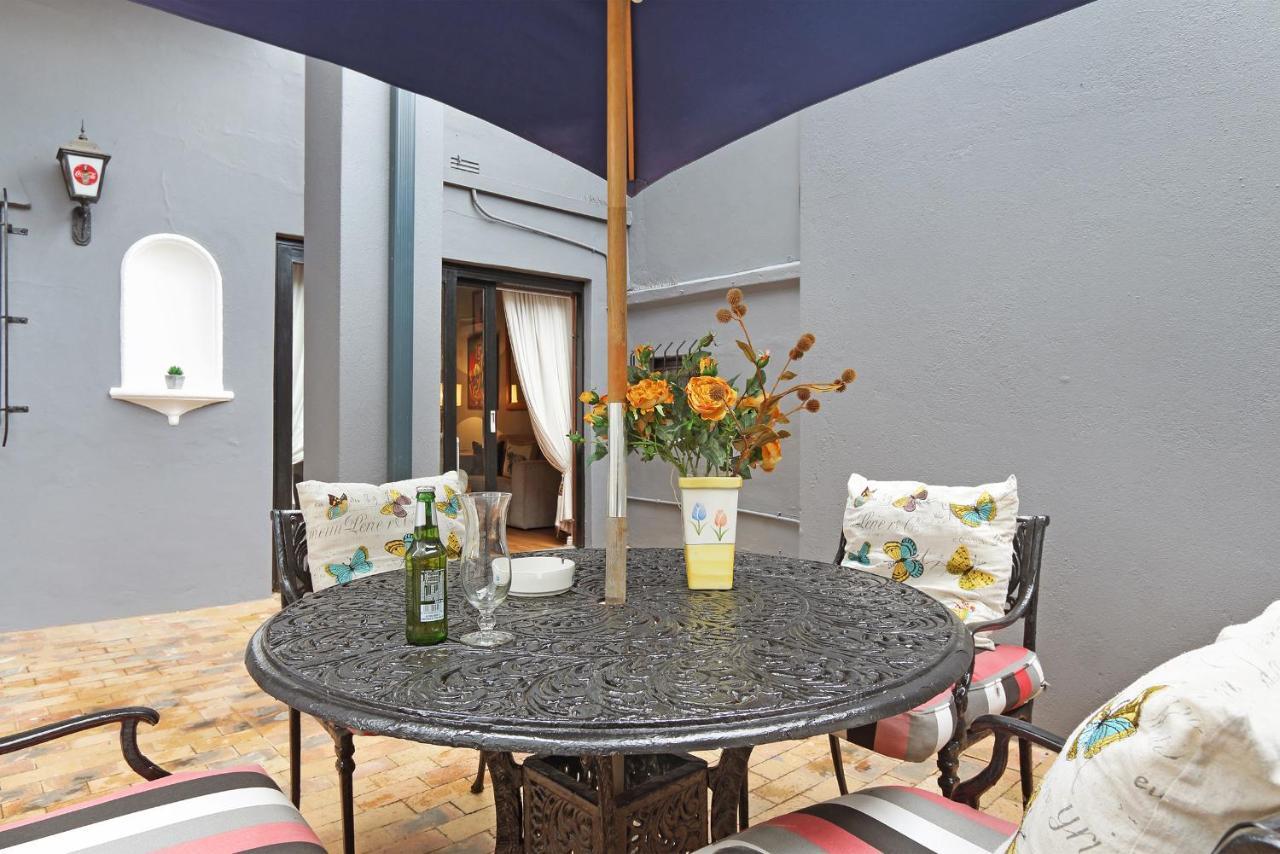 40 Winks Guest House Green Point Kapstadt Exterior foto